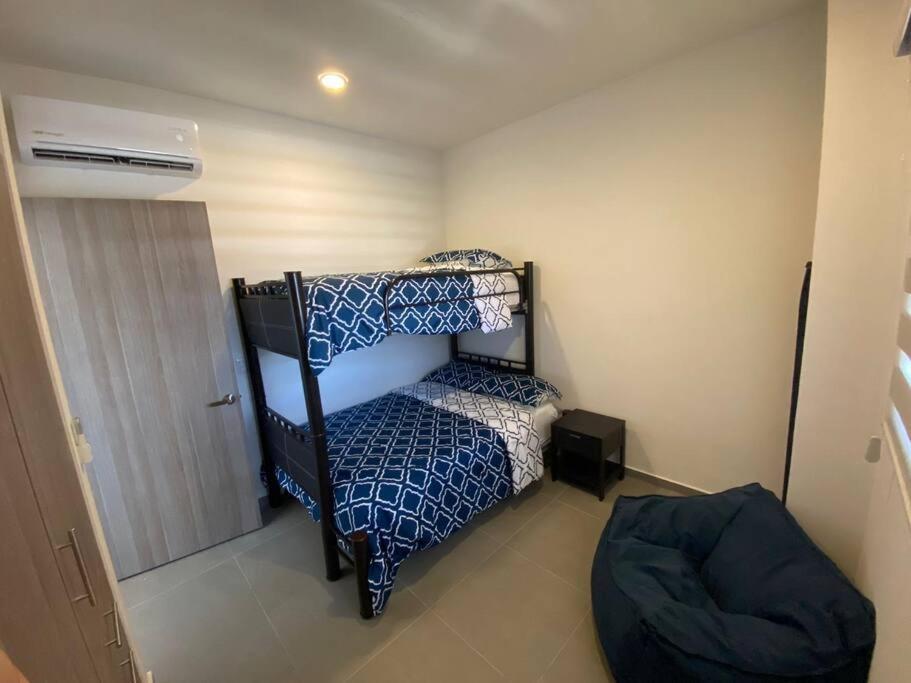 Condo In El Centro Near Malecon! Mazatlán Eksteriør billede